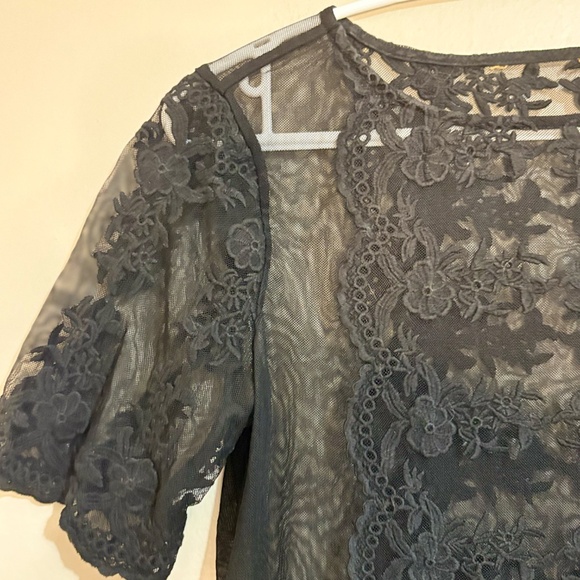 Black Mesh Tee with Lace Overlay and Scalloped Edges - Picture 4 of 13